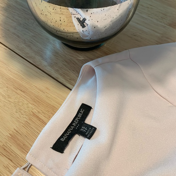 Banana Republic Light Pink Short Sleeve Blouse - Picture 3 of 3